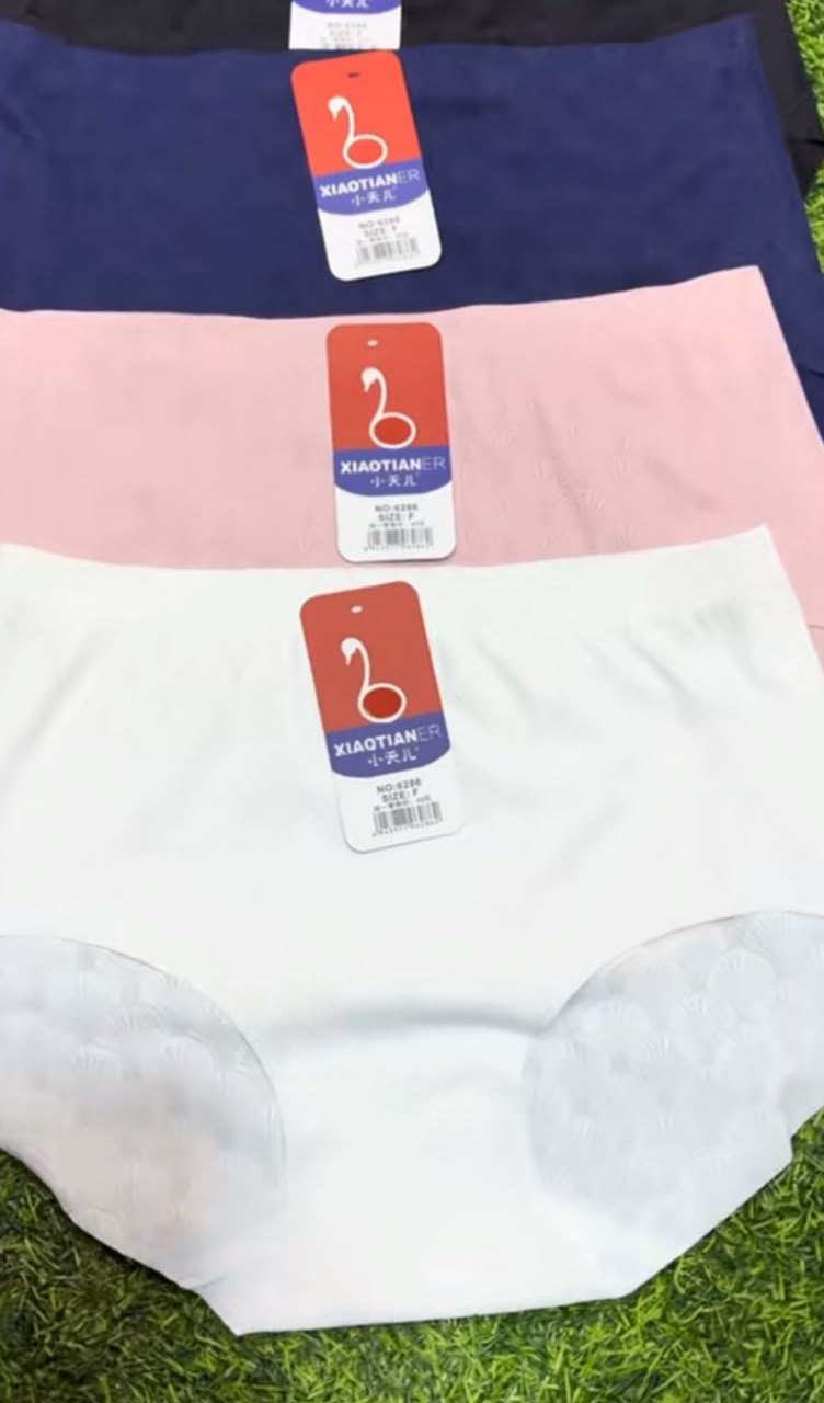 Xiaotian seamless women's briefs in navy blue, pink, and white