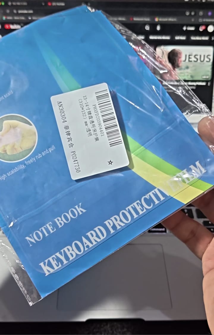Notebook keyboard protector packaging back view